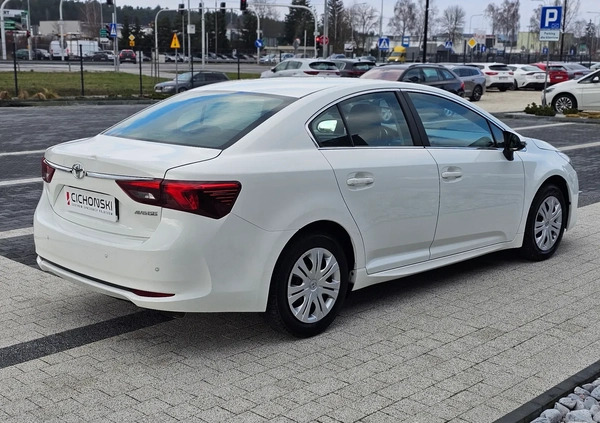 Toyota Avensis cena 39900 przebieg: 227316, rok produkcji 2018 z Strzelin małe 742